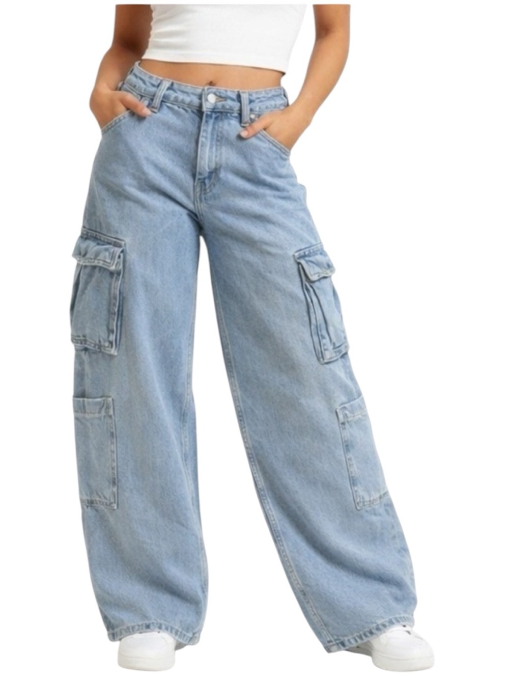 OLD NAVY Mid-Rise Wide Leg Baggy Cargo Jeans in Lt. Blue Size 8 — SO ON TREND!!!